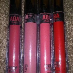 4 matte lipsticks